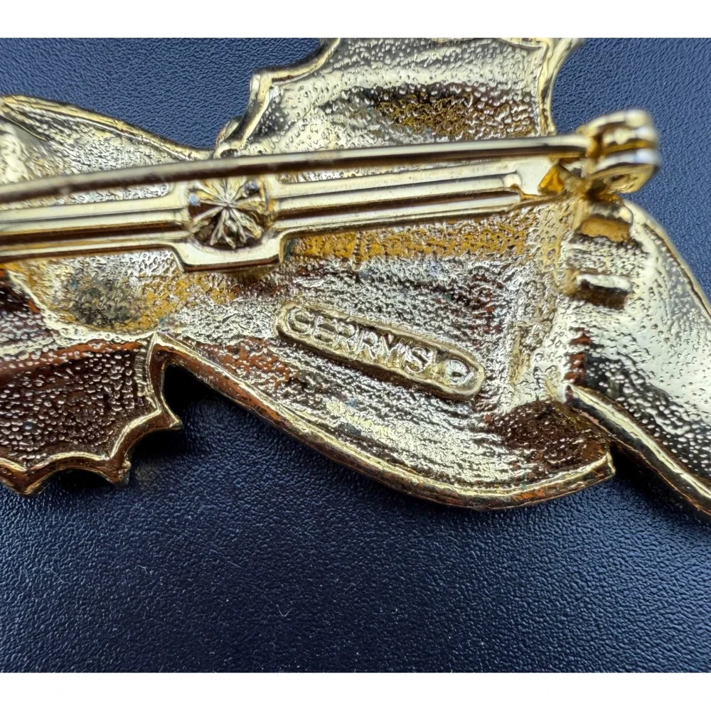 Gerrys Christmas Brooch Gold Tone Happy Holidays Holly Enamel Rhinestone Vintage